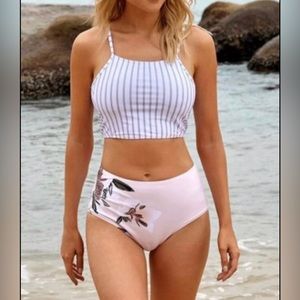 WalkOnBeach laceup bikini swimset size small  NWT
